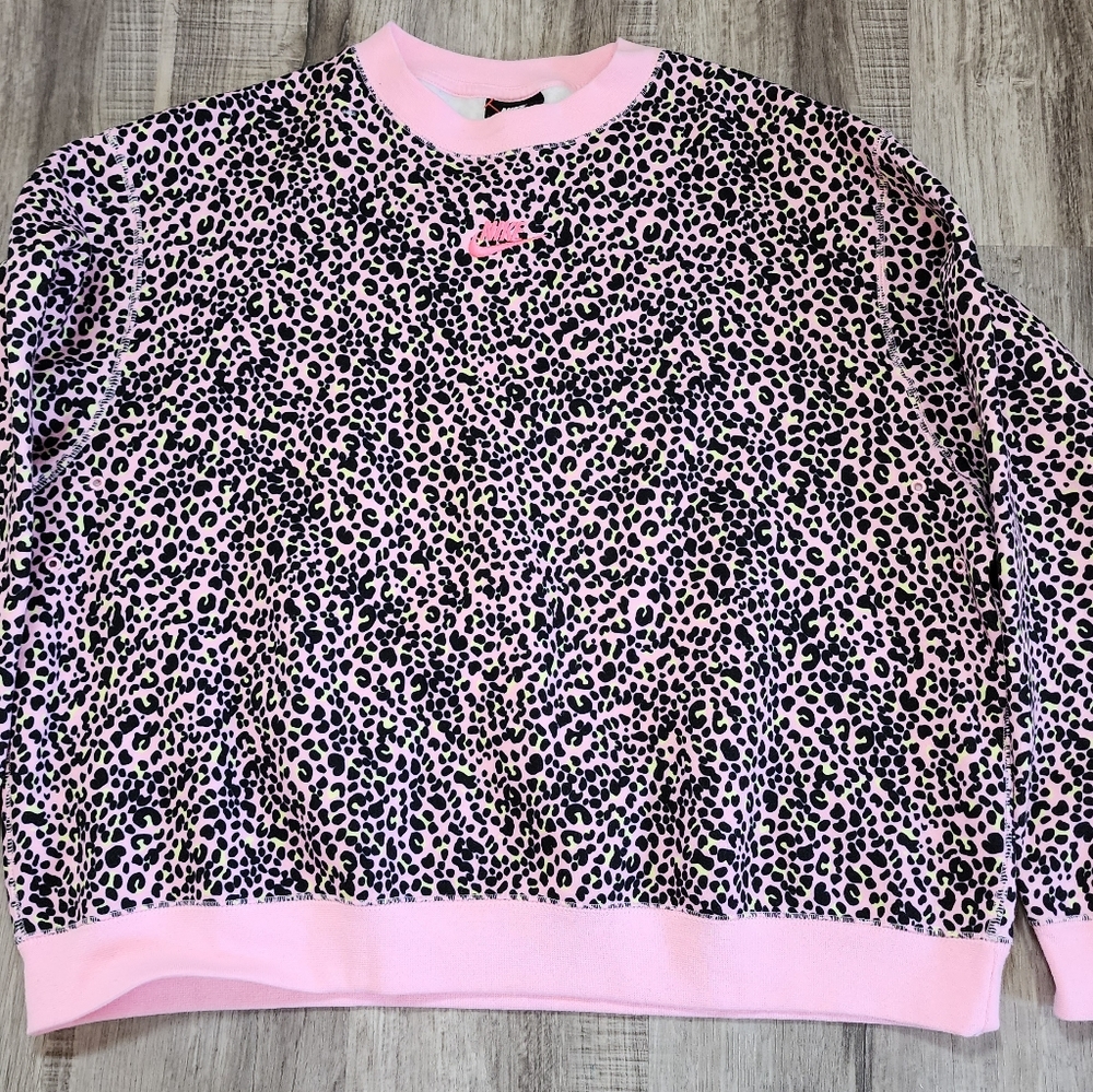 Nike womens sweater